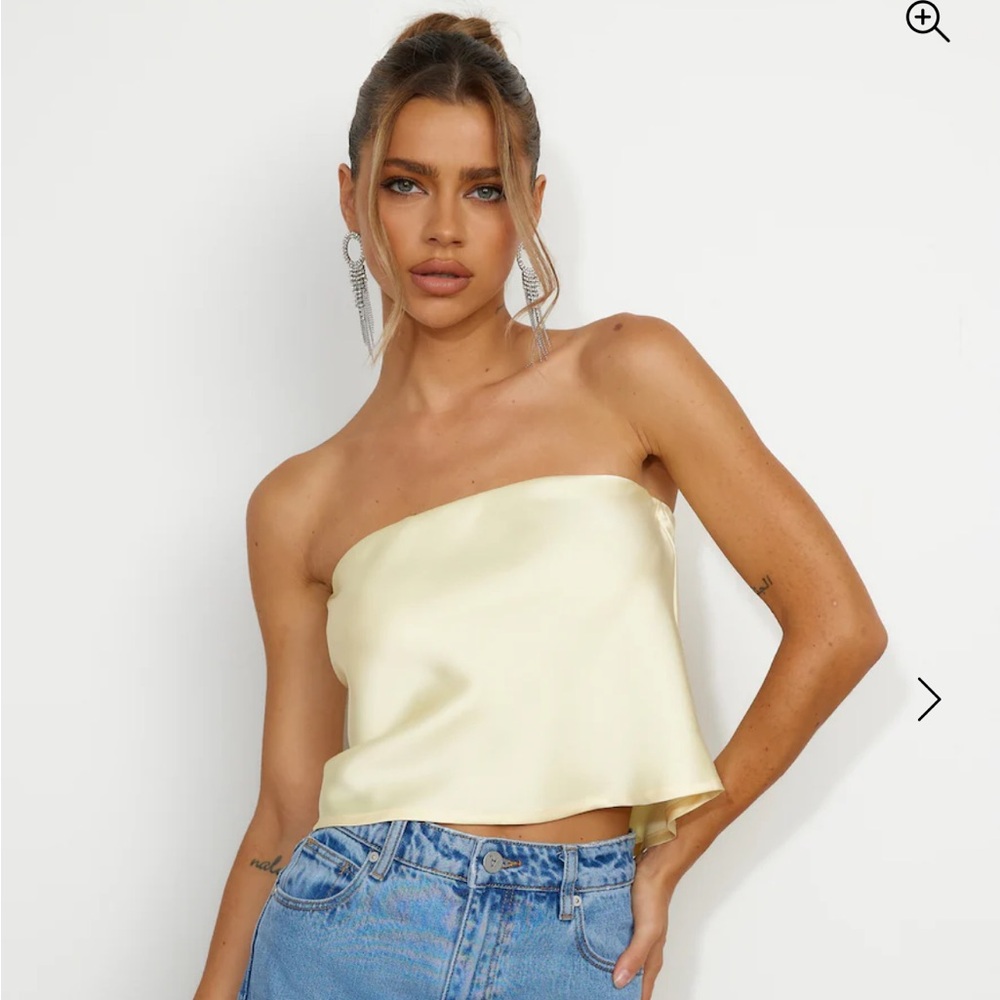 NWT Hello Molly Cream Satin Strapless Top